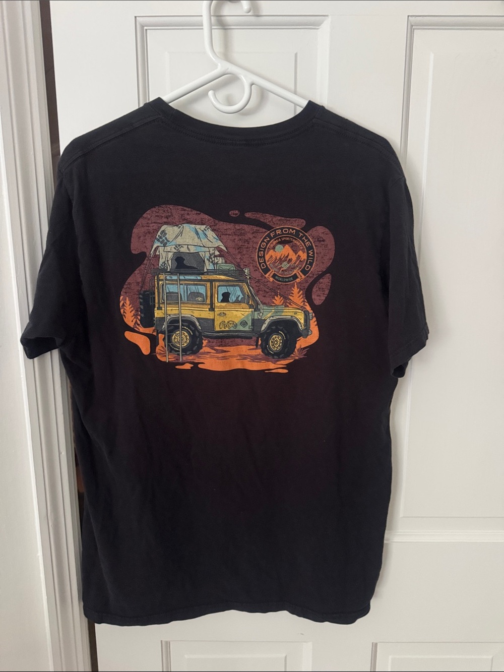 Columbia Black Tee with Yellow & Orange Jeep Overland Graphic Size L